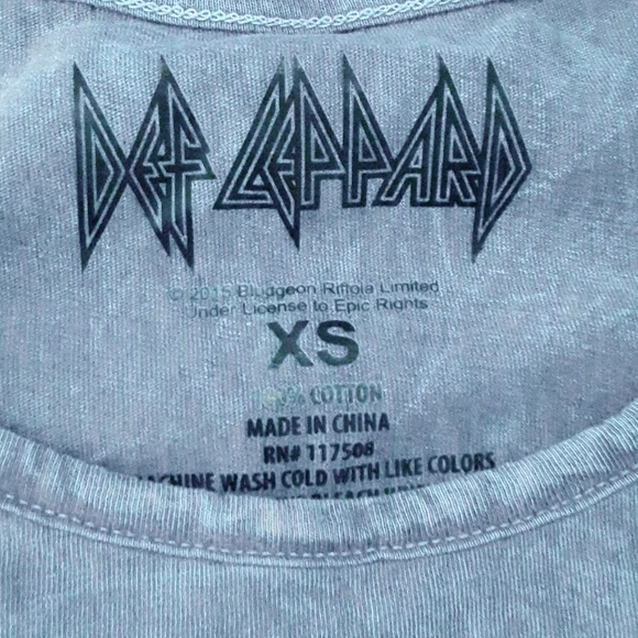 Def Leppard Blue T-Shirt X-Small - Picture 3 of 4